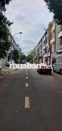 Cho thuê nhà 3,5 tấm 4×20 khu tên lửa