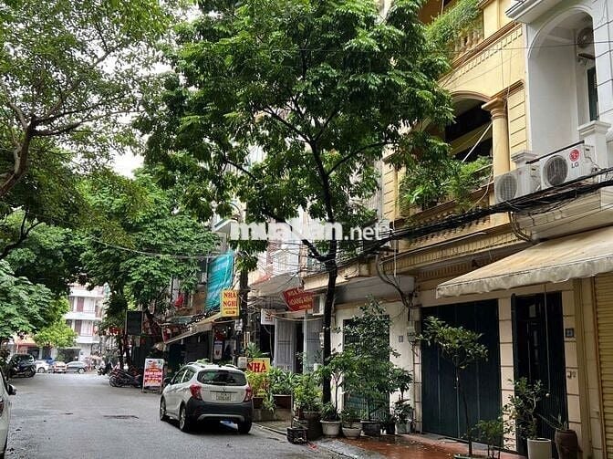 CHO THUÊ NHÀ 4 TẦNG NGÕ 143 TRUNG KÍNH,NGÕ RỘNG,CÓ VỈA HÈ