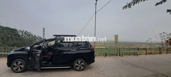 Mitsubishi Xpander Đen 7 chỗ số sàn