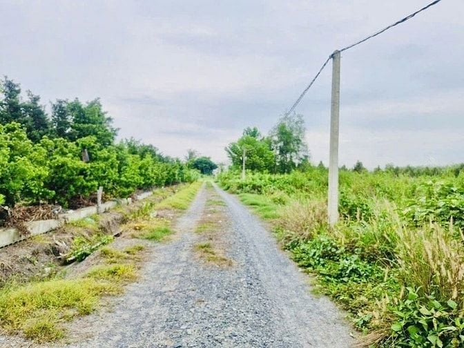 Hơn 1000m2 đường thông. Ngay KCN Phước Đông. 850tr