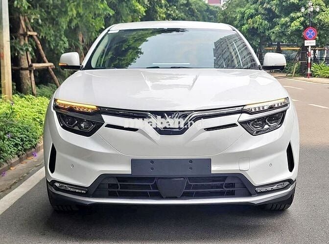 VinFast VF8 2025 - Sẵn Xe, Ưu Đãi Tháng Cận Tết!!