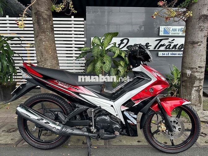 Spark 2016 135i đỏ đen