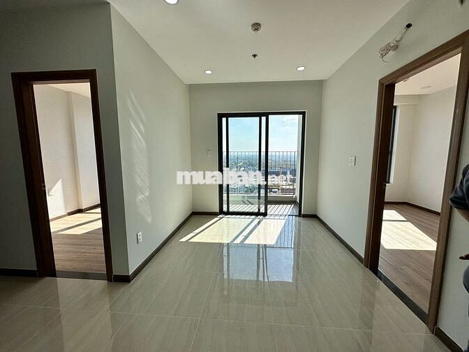 Bán Căn Hộ 2PN 2WC Tháp Bcons City View Hồ Bơi Sẵn HĐ Thuê 14Tr/tháng