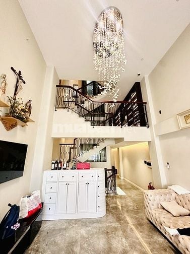 Bán nhanh Biệt thự phố nội thất cao cấp