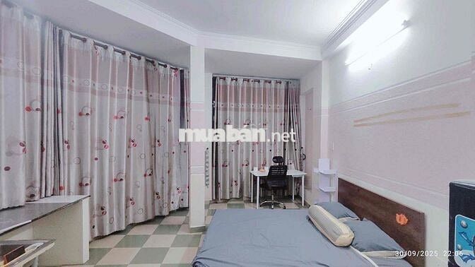 studio cửa sổ lớn Nơ Trang Long Văn Lang Bình Thạnh