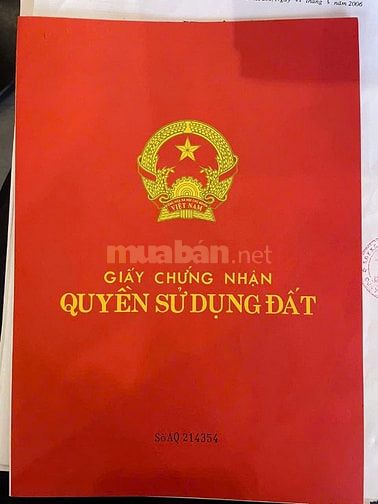 Tôi cần bán KDC 13E Intresco Lô D -140m2 đường 40m đối diện trường ĐH