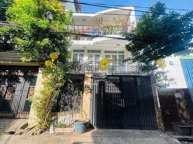 Chính chủ cho thuê nhà nguyên căn (1 trệt, 2 lầu) khu dân cư Tân Quy Đ