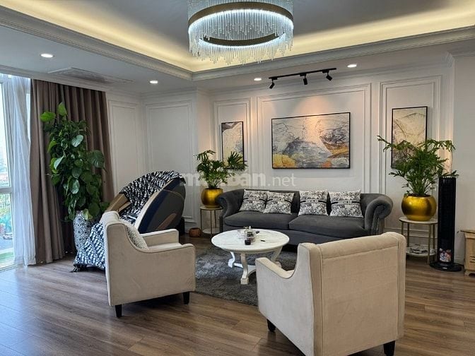 Bán gấp CHCC Imperia Q2, (115pn, 3pn,giá 9 tỷ) view xin xò ,lầu cao