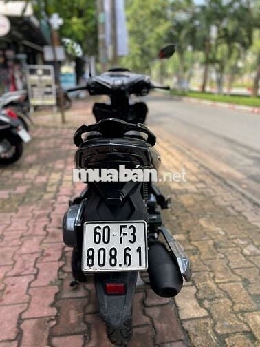 Xe máy Honda Air Blade 125 màu đen 2021