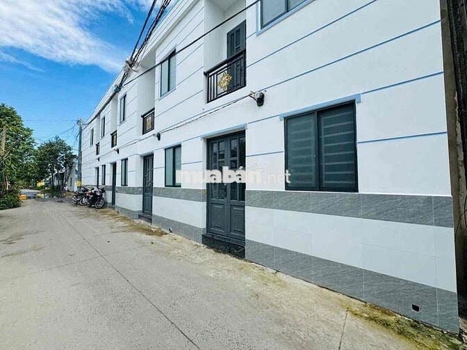 Kẹt tiền bán gấp căn nhà 1 trệt 1 lầu có hỗ trợ góp