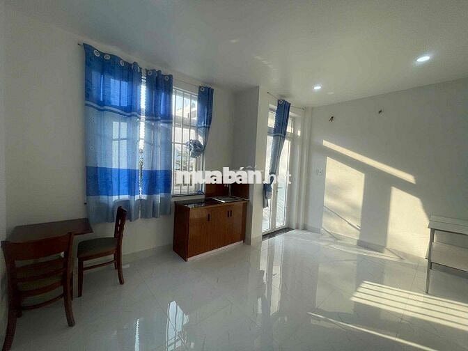 Phòng Trọ Studio Bancol Full NT Cơ Bản Ngay UEH N , Văn Hiến