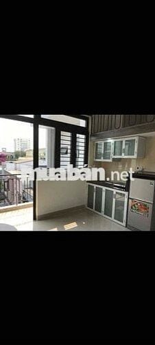 sót lại căn nhà 3 tầng 10 phòng trọ doanh thu 35 triệu tháng