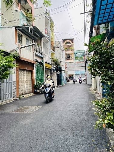 BÁN NHÀ HUỲNH VĂN BÁNH - PHÚ NHUẬN