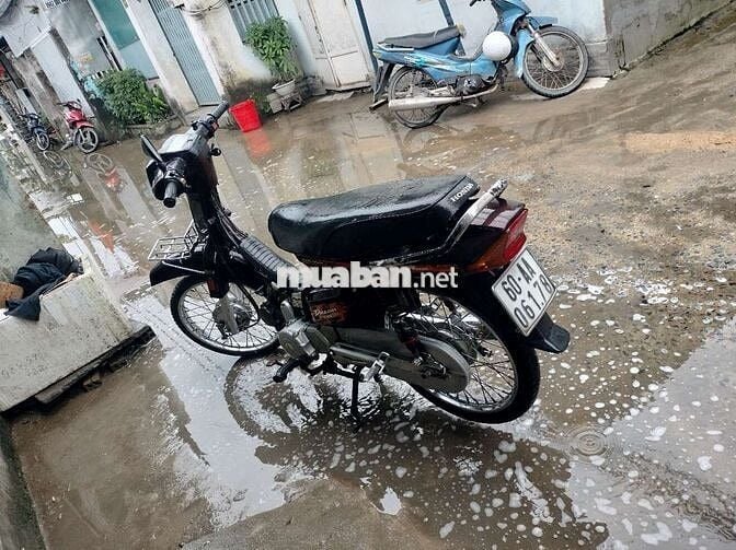 Cần bán chiếc dream 50 giấy tờ đầy đủ