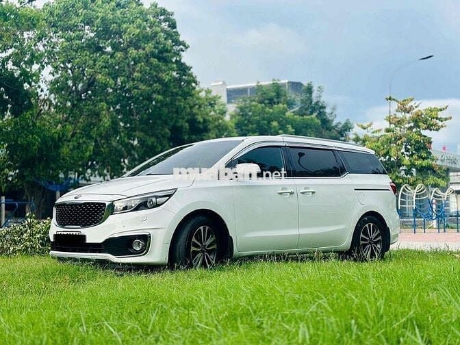 Kia Sedona 2018 2.2 DATH - 150000 km