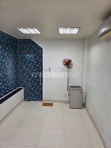 Phòng cho thuê 1 người ở đường Âu Dương Lân