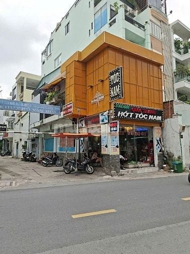 Bán nhà 4 x16m 1 lầu  MT Thích Quảng Đức. P4. Phú Nhuận