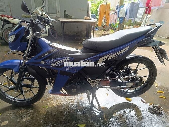 Xe satria xem xe còn bớt