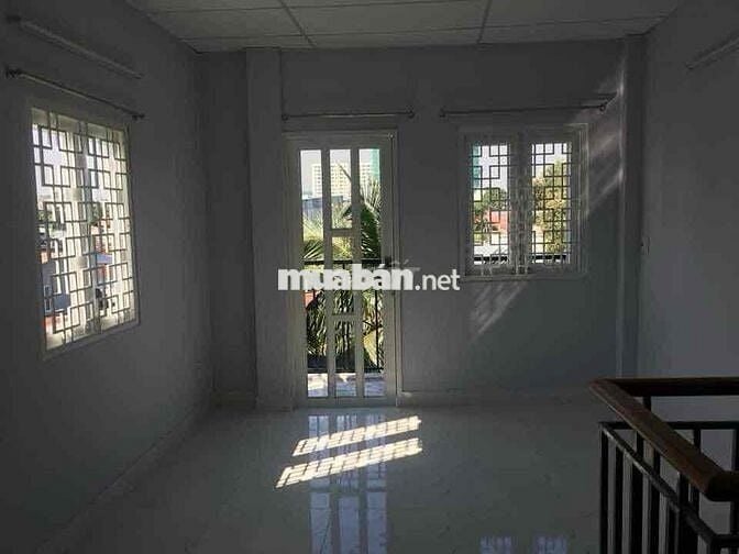 nhà cho thuê dtsd 50m2 , 2 phong ngủ p27, bình thạnh, tphcm