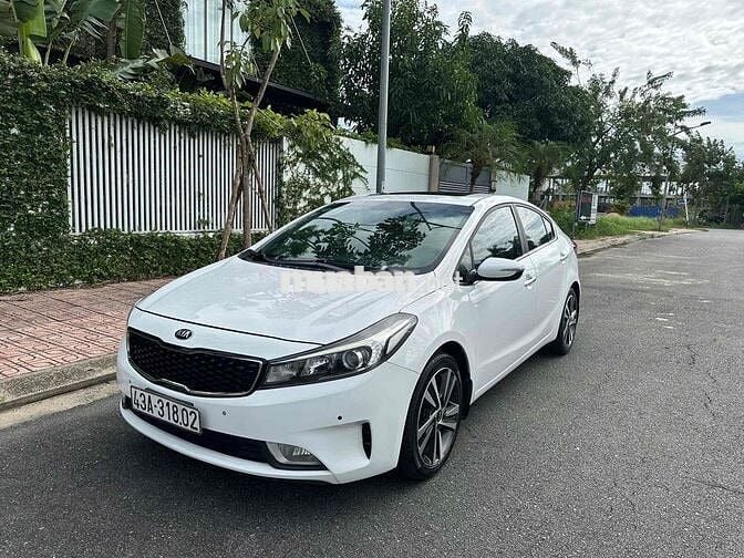 Kia Cerato 2017 1.6 AT - 100000 km