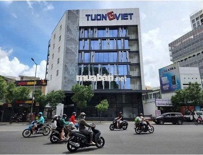 Cho thuê tòa nhà góc MT Ba Tháng Hai quận 10 ngay vòng xoay Dân Chủ