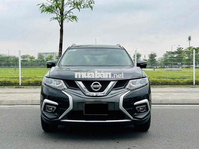 Nissan X trail 2.5 SV bản 2 cầu Sản xuất 2020