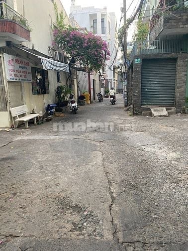 Bán nhà cấp4 sát mặt tiền Lê Quang Định, HXH, 93m2 giá chỉ 10.5 tỷ