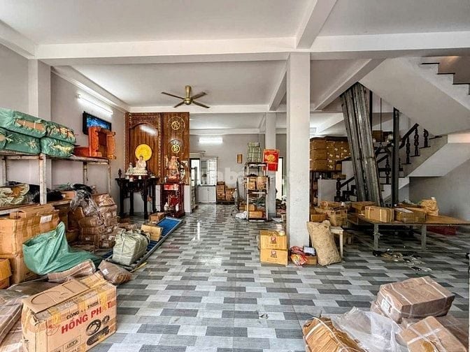 Nhà ngang Lớn giá Tốt cho thuê lâu dài đường Quốc Lộ 1, An Phú Đông