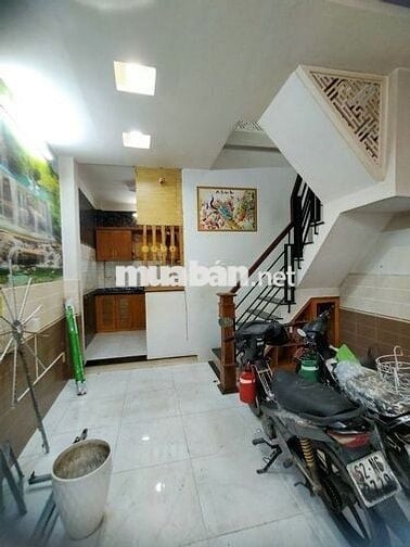 HIẾM CÓ - 4 TẦNG KIÊN CỐ - 4PN - NGANG 4M BỀ THẾ - HẺM ĐẸP 3,5M THÔNG