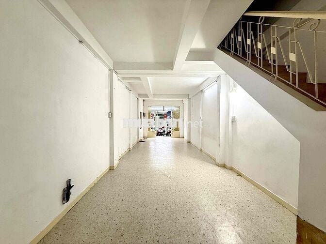 CHO THUÊ NHÀ Ở KINH DOANH ĐƯỜNG BẠCH ĐẰNG GIÁ 15 TRIỆU/THÁNG