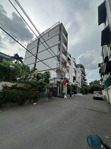 Bán nhà trệt lầu HXH khu dân trí Nguyễn Xí, 96m2 giá chỉ 11.9 tỷ