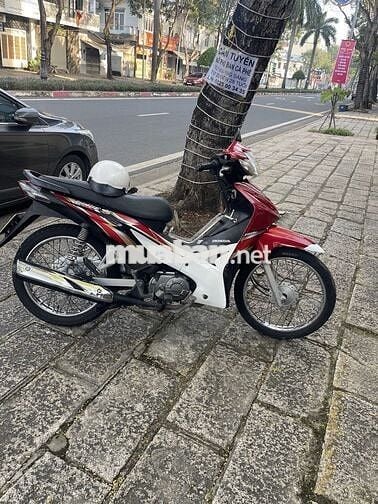Xe máy Honda Wave S màu đỏ trắng đen 2013