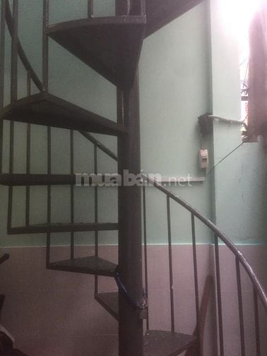 Cho thuê 1 phòng trống vào ở ngay, có lối đi riêng