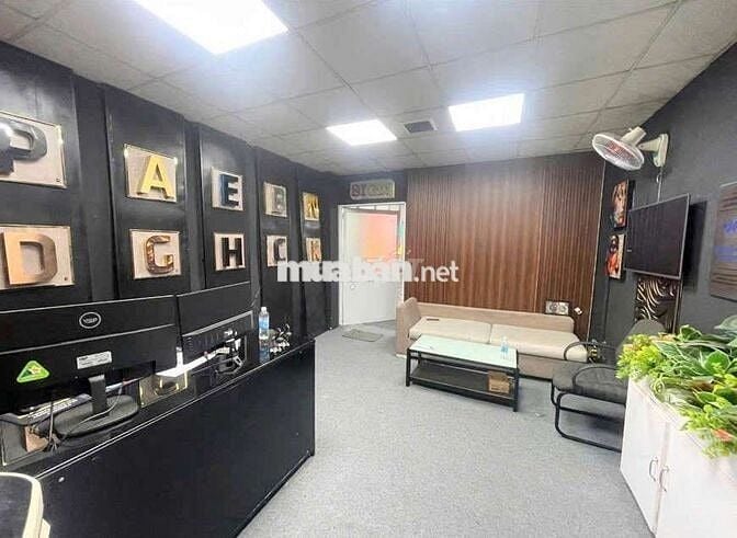 CHO  THUÊ  KHO  XƯỞNG ( 136m2)  ĐƯỜNG  TÂN HÒA ĐÔNG. QUẬN  BÌNH  TÂN