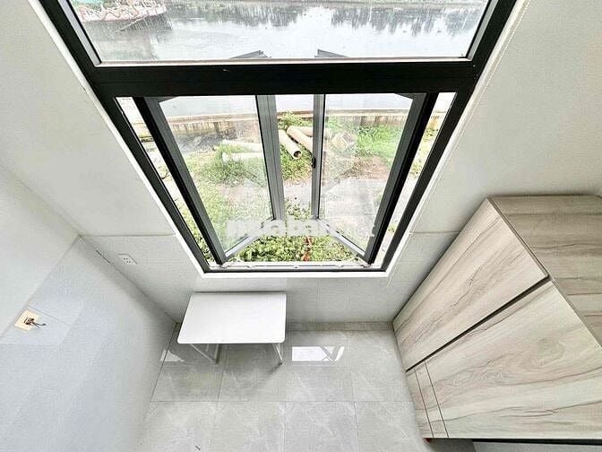 Phòng Trọ Sinh Viên, Nội Thất Có Sẵn, Gần Đường Lớn Phạm Văn Đồng