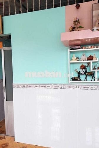 Cho thuê chung cư Lạc Long Quân ngay chợ hoa tươi Đầm Sen