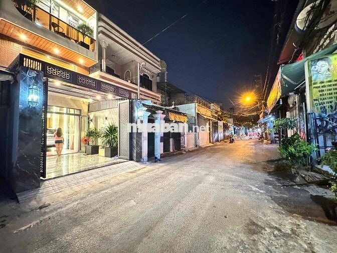 Nhà mới giá rẻ, siêu đẹp, full nội thất cao cấp