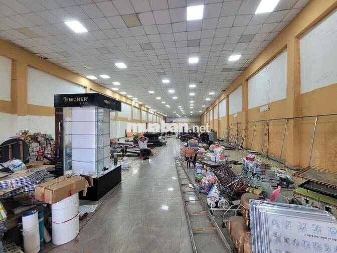 Cho thuê mặt tiền Nguyễn Văn Quá, Đông Hưng Thuận, Q12. 15x70m. 160tr