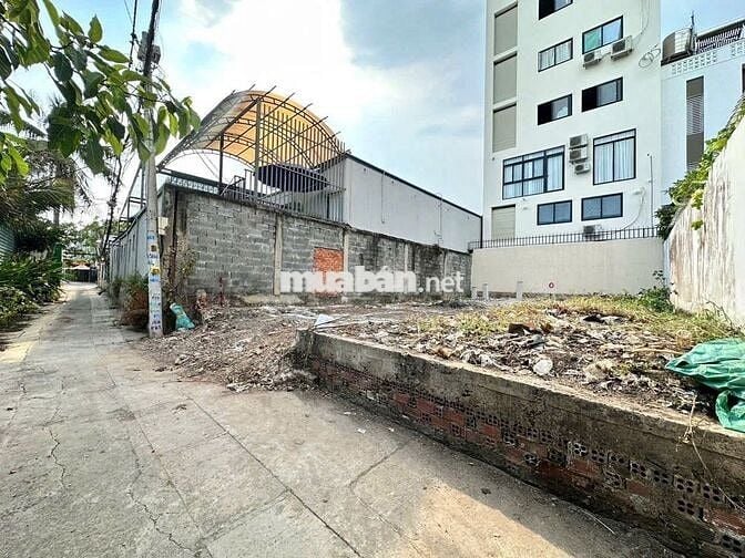 Bán đất 1 sẹc 271 Vườn Lài, DT: 5,25x15m. (76m2). Hẻm thông.