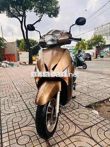 BÁN XE LEAD MÁY ÊM CHƯA BUNG