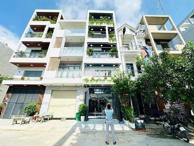 Cho Thuê Nhà Nguyên Căn Mặt Tiền Nguyễn Trọng Tuyển, P1, QTân Bình