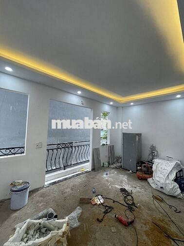 HIẾM! NHÀ MỚI TRUNG TÂM ĐỐNG ĐA - 30M2 - 6 TẦNG THANG MÁY CHỈ 9,85 TỶ