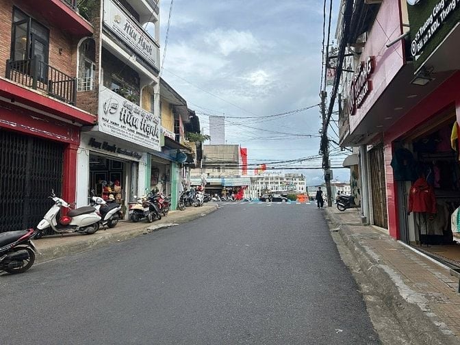 Cho thuê nhà 2 mặt tiền tại Trung Tâm TP Đà Lạt