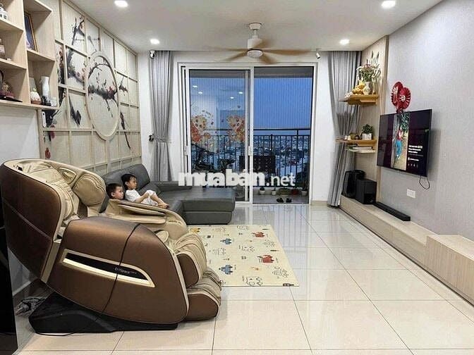 Cho thuê chung cư Golden Mansion. 3 phòng ngủ. vào ở ngay. gần sb TSN