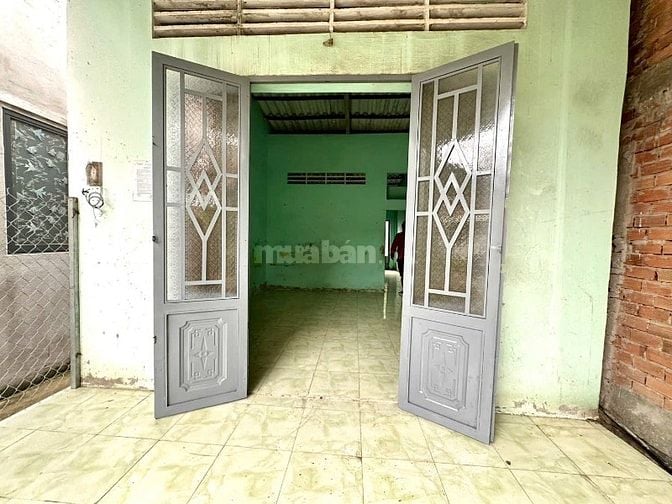 Nhà chính chủ 100m2, ấp 5, xã tân bửu, huyện bến lức, long an