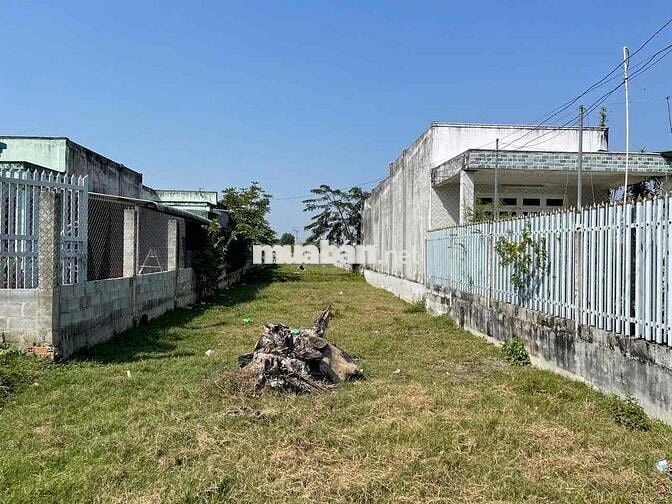 Ngân hàng bán lô đất tại Tân Phú, Đức Hỏa, Long An - DT: 536 m2 - giá