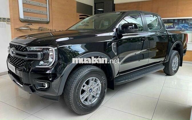 Ford Ranger XLS trả trước chỉ từ 197tr nhận xe.