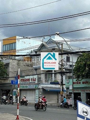 Cho thuê Nhà Góc 2 mặt tiền : Đặng Văn Bi, P. Trường Thọ, Q. Thủ Đức
