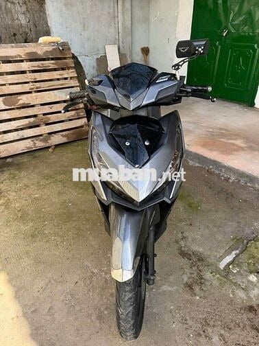Xe máy Honda Vario 150 màu xám đen