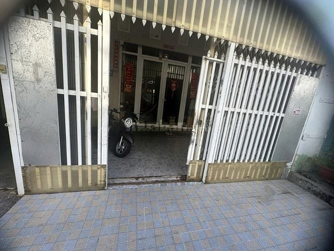 NHÀ ĐẸP GIÁ TỐT – CHỈ 760 TRIỆU CÓ SỔ RIÊNG – TÂN HIỆP HÓC MÔN 